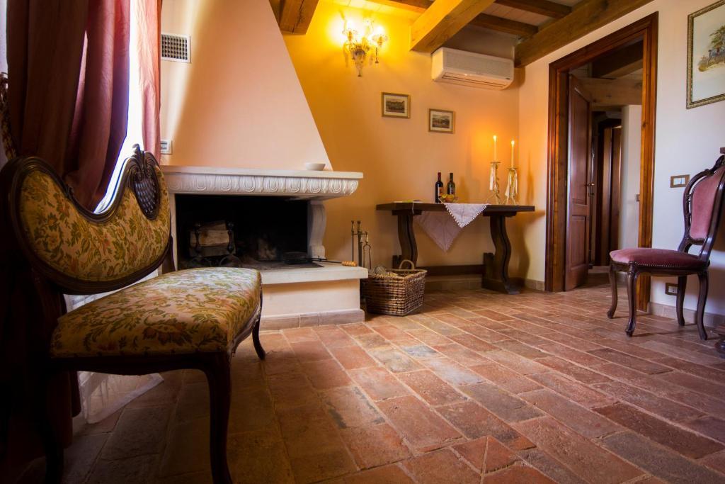 Mons Major Relais Villa Montemaggiore al Metauro Exterior photo
